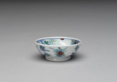 图片[3]-Saucer with wucai polychrome decoration, Ming dynasty, Chenghua reign (1465-1487)-China Archive